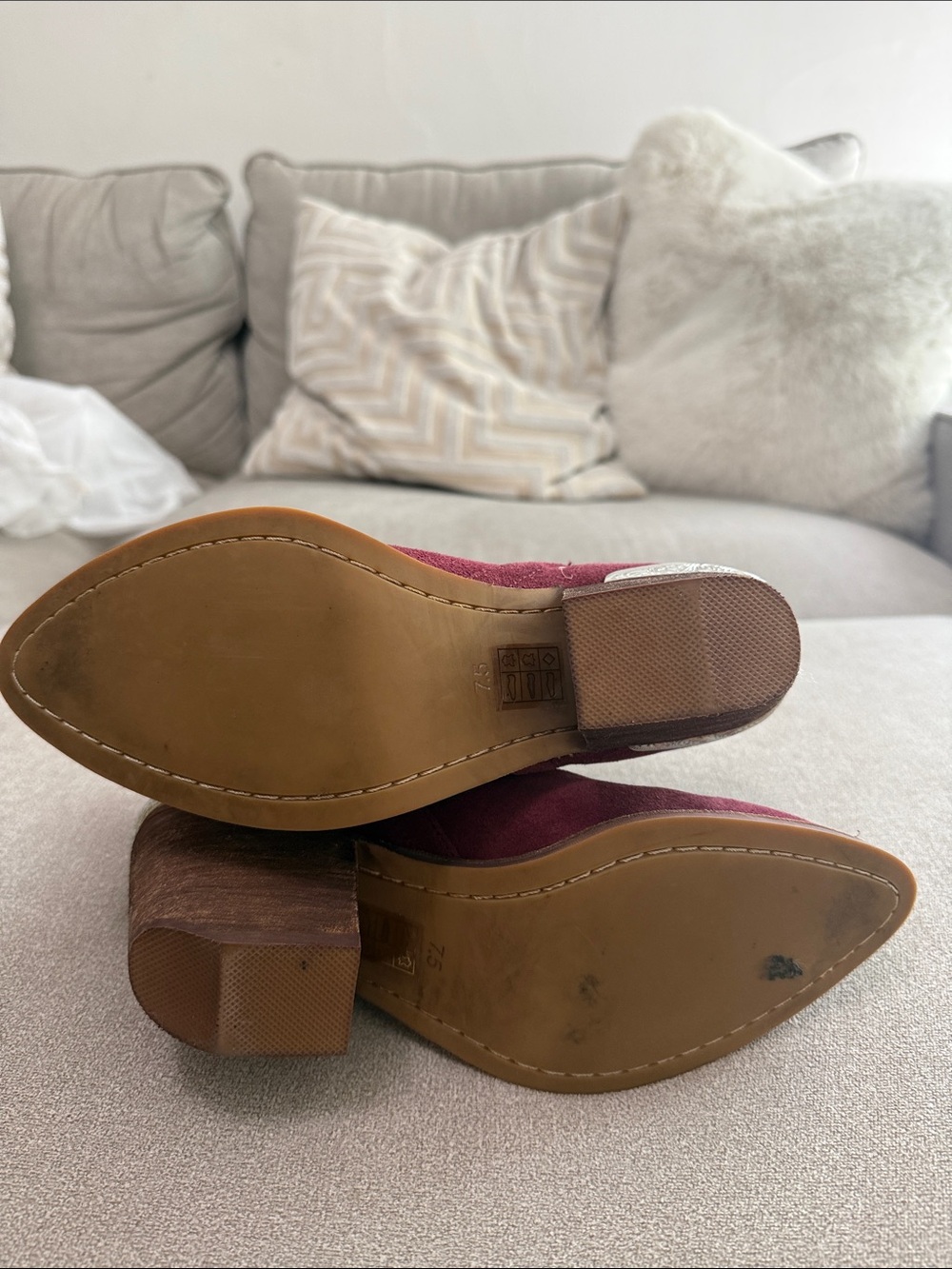 Jefferey Campbell Burgundy Suede Ankle Boots - Stylish Block Heel Chelsea - Picture 6 of 7